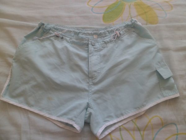 Short em Tech Tell na cor ;Azul claro Tam. M